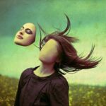 Persona: A máscara social que usamos e o perigo de esquecer quem está por trás dela. persona esquecer